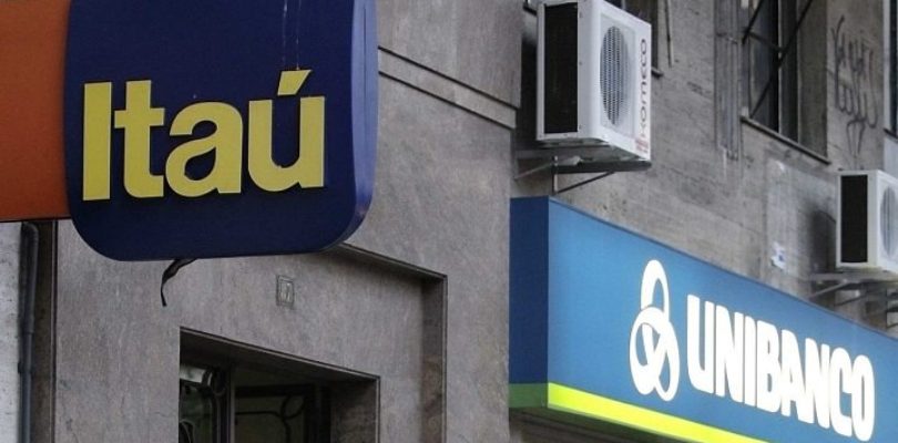 Itaú lanza aplicación para depositar cheques desde el celular