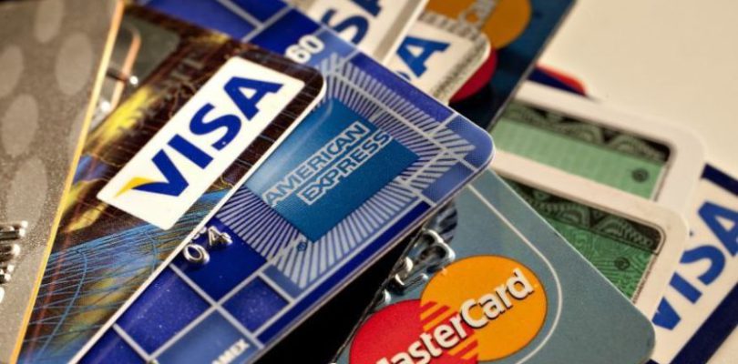 Cinco consejos para utilizar las tarjetas de crédito sin caer en deudas impagables