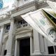 Los bancos argentinos cobran la comisión más alta de América Latina para compra de dólares