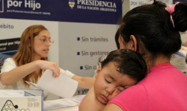 Macri anunció la suba del 46% la Asignación Universal por Hijo desde este mes
