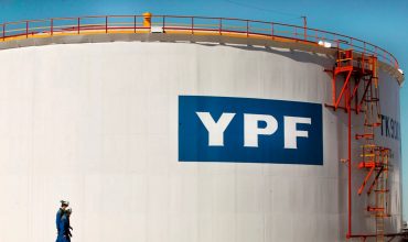 YPF encara la última etapa de negociación de la deuda con el fondo Fidelity