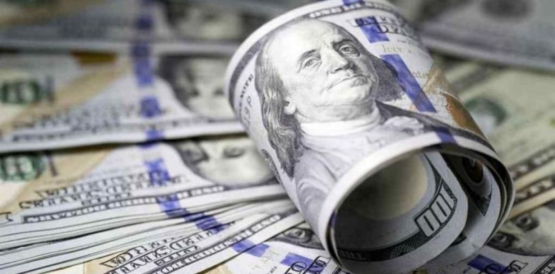 El dólar se mantiene en sus máximos históricos