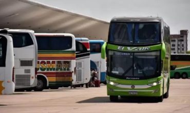 Más de 200 mil personas se movilizaron en colectivos y trenes de larga distancia en el fin de semana XL