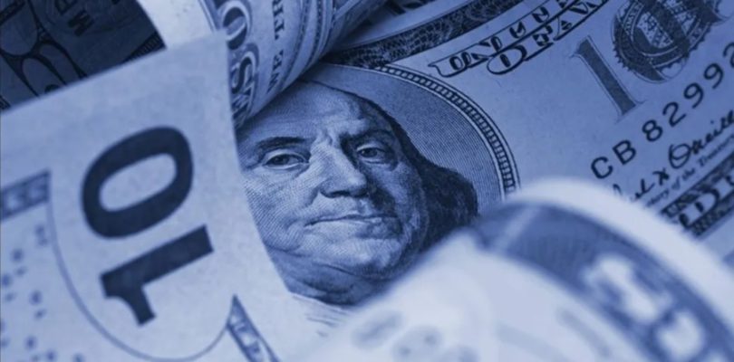 El dólar blue se mantiene en 215 $ y la brecha en el 102 %