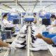 La industria textil y del calzado buscan una baja de aportes patronales para sostener el empleo