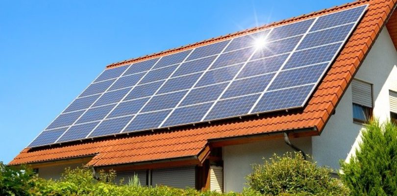 La costosa tentación de convertir un hogar en productor de energía renovable