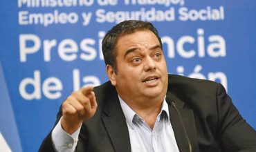 Triaca: «Hay que generarle previsibilidad al empleador y al trabajador”