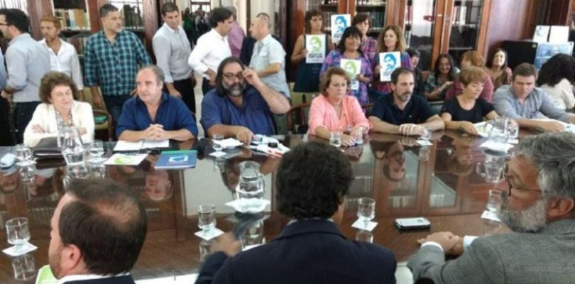 Los docentes bonaerenses retoman las conversaciones por paritarias