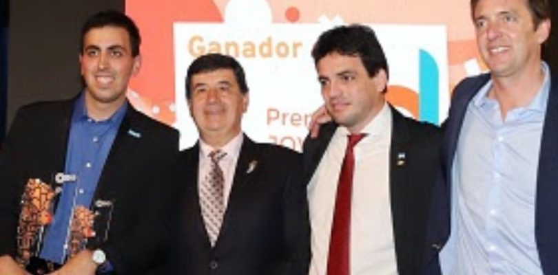Diputados y senadores reconocieron a jóvenes emprendedores de todo el país