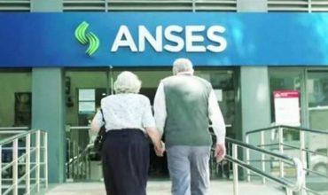 A partir de junio aumentarán las jubilaciones, pensiones y AUH