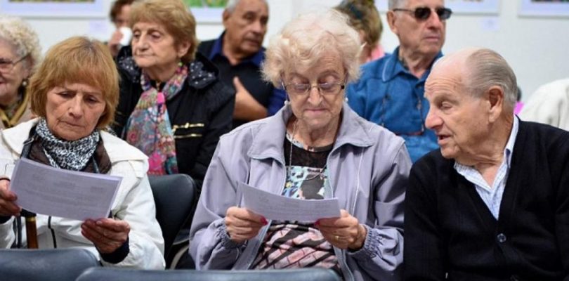 Seguridad Social: las jubilaciones aumentarán 10,7% en junio y 12,2% en septiembre