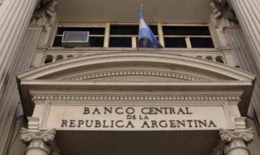 El BCRA y su estrategia de emergencia para asegurarse tranquilidad con el dólar hasta las PASO