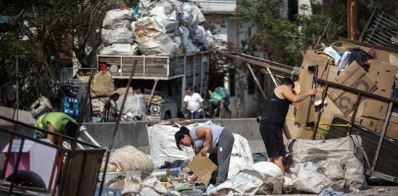 Según la UCA, la pobreza a fin de año alcanzaría al 40% de la población