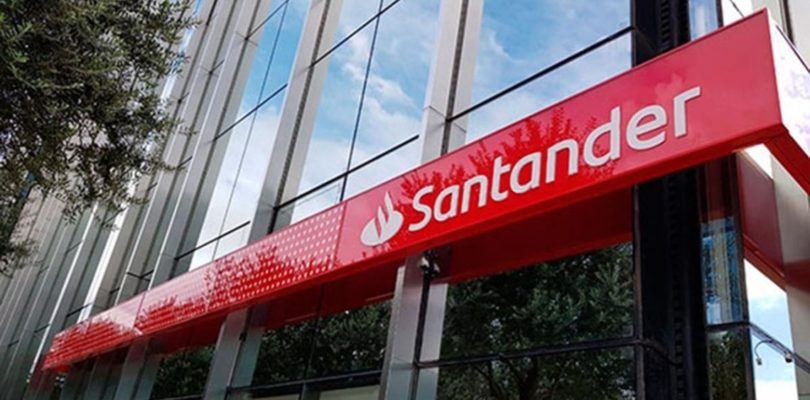 Santander baja la tasa de los créditos y apuesta a revivir el UVA