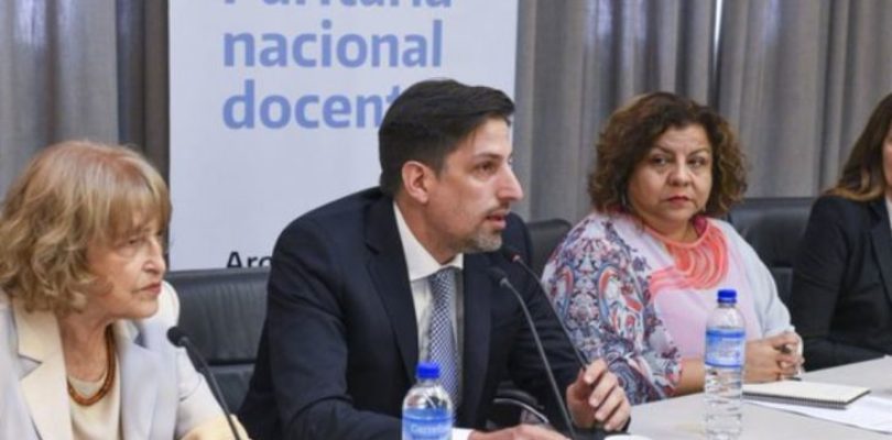 Paritaria nacional docente: cerca del acuerdo salarial, el Gobierno recibe a los gremios