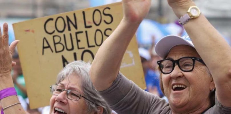 Eugenio Semino presenta ante la Corte Suprema un recurso contra la nueva fórmula para las jubilaciones