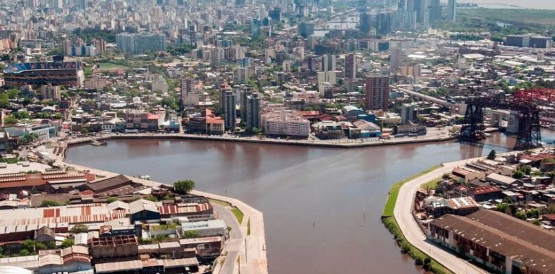 Certifican línea de crédito «verde» para el saneamiento de la Cuenca Matanza – Riachuelo