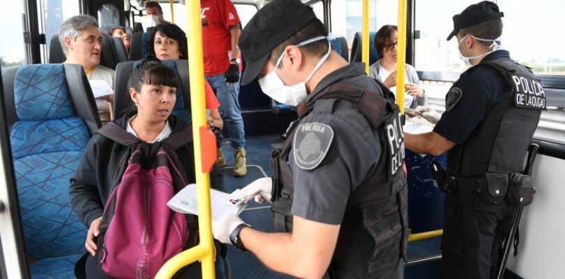 Casi 300 mil usuarios menos viajaron en transporte público en el AMBA