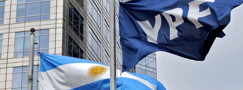 YPF concluyó un exitoso canje de deuda y se alejó del default