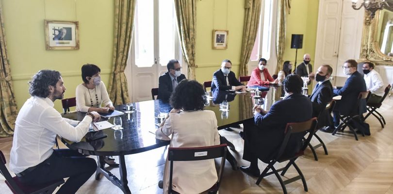 Reunión clave entre el Gobierno y los sindicatos por los precios y salarios de los trabajadores