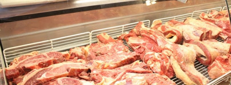 Rige acuerdo entre el Gobierno y frigoríficos por precios rebajados en 8 cortes de carne