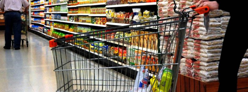 Los supermercados registraron nueve meses seguidos de caída del consumo