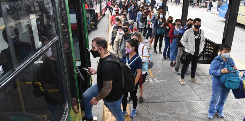 A raíz de las clases, el Gobierno alerta mayor circulación en el transporte público de la Ciudad