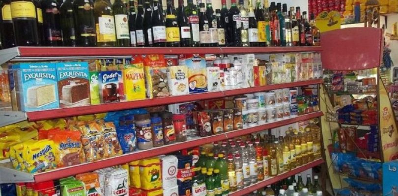 Lanzan una nueva canasta de 120 productos para almacenes