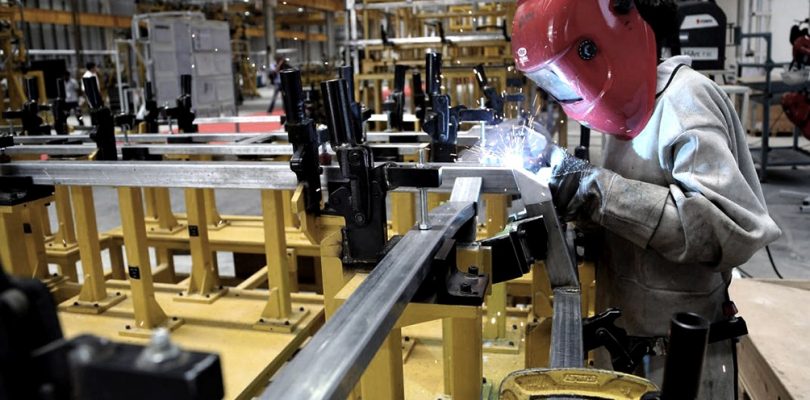 La industria metalúrgica registró en julio un aumento del 15,7%