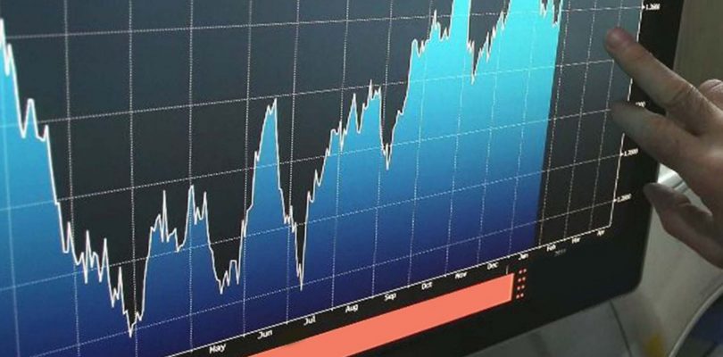 Nuevo récord del riesgo país y hay temor en los mercados por un default