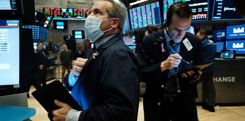 Las acciones argentinas arrancaron con leves subas en Wall Street, tras las elecciones