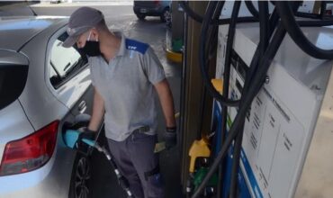 YPF subió el precio de sus combustibles 9% promedio en todo el país