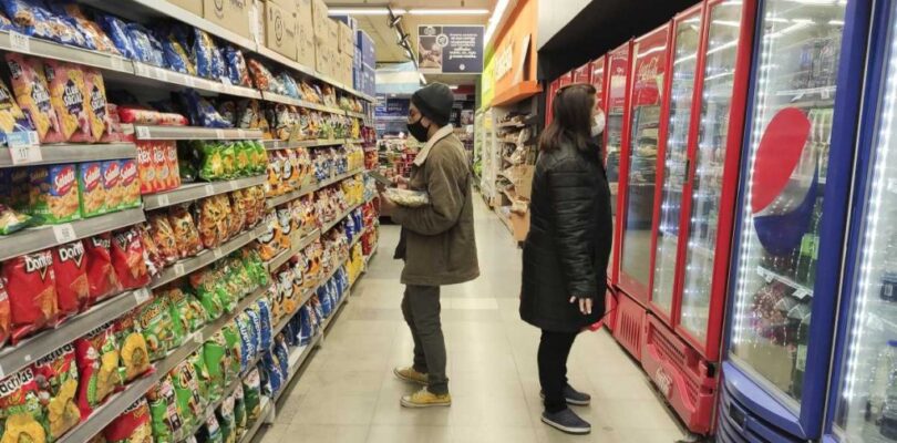 Advierten que la inflación de agosto llegará al 6,2%, con Alimentos y Bebidas como disparadores