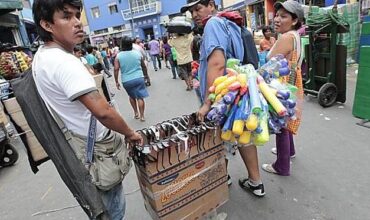 Récord de empleo y también de pobreza