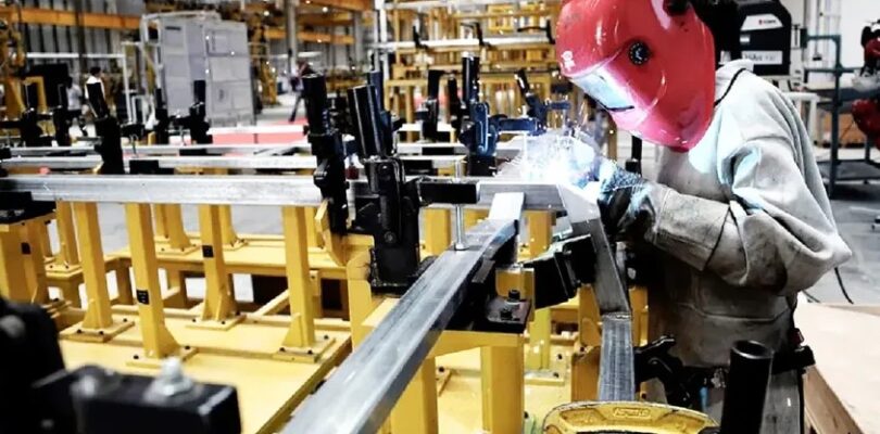 La producción de pymes industriales creció 2,4% en marzo