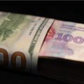 ¿Cuánto tiene que subir el dólar para perder contra la nueva tasa de interés?