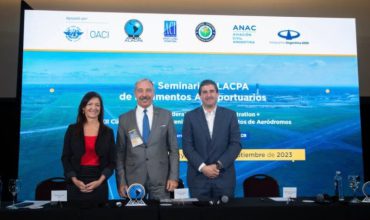 Lanzan seminario para la construcción y mantenimiento de pavimentos aeroportuarios