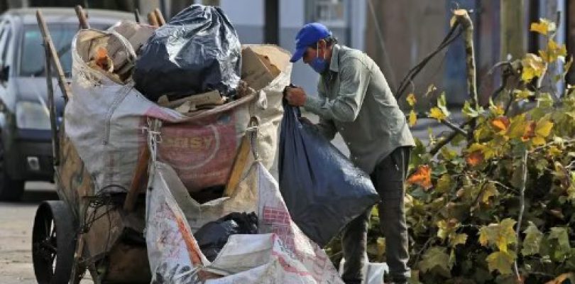 La Canasta Básica Alimentaria que mide la indigencia acumuló un 258,2% en 2023