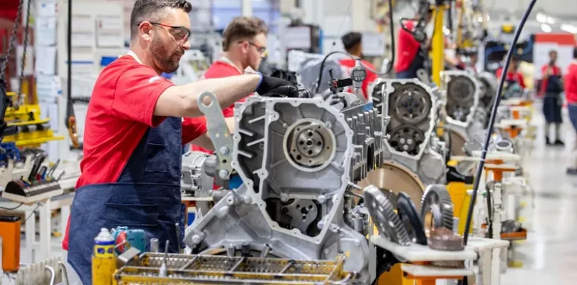 La industria volvió a caer en noviembre y acumula 9,7% en 2024