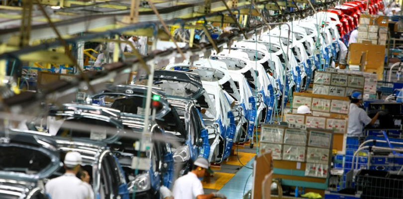 La actividad económica se contrajo solo un 1,8% en 2024, por debajo de lo previsto por los analistas