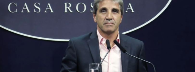 “La competencia favorece a los consumidores”: Caputo celebró que una automotriz dio marcha atrás con el aumento de precios