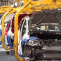 La industria creció 4,7% interanual en febrero, según un informe privado