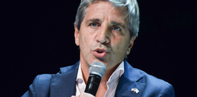 Advertencia de Caputo a las automotrices por posible aumento de precios: “Sería un cambio en la relación de confianza”