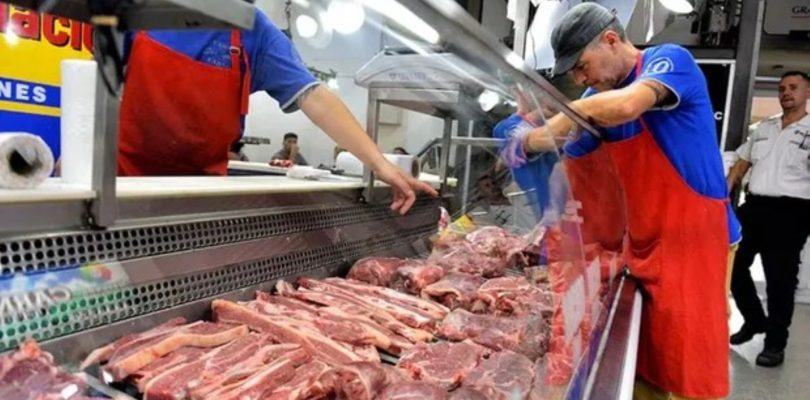 Impulsada por la suba de la carne, la inflación de alimentos acumula un alza del 3,4% en abril