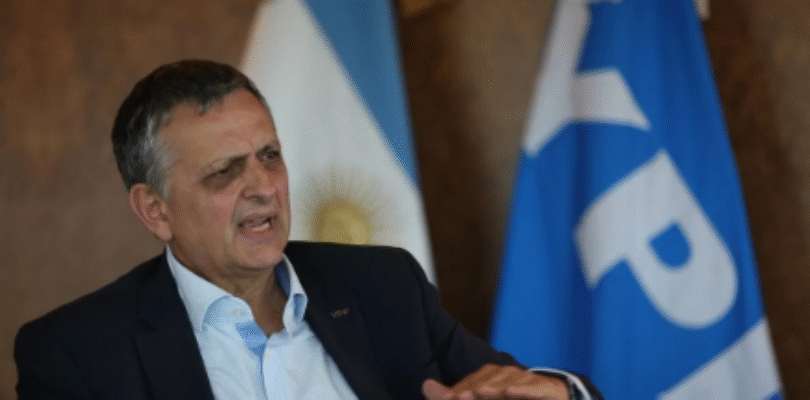 YPF firmará un acuerdo con la mayor petrolera italiana: “Vamos a traer los barcos de GNL más grandes del mundo”, dijo Marín