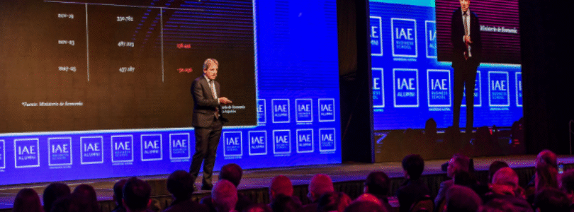 “¡No te lo pierdas campeón!”: la ironía de Caputo ante las críticas por el déficit externo