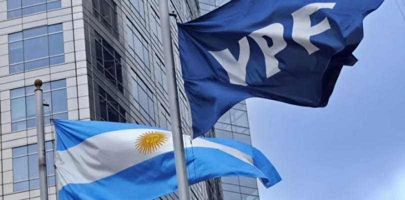 YPF: Argentina pide a la jueza Loretta Prezka “reconsiderar” el pedido de comunicaciones entre funcionarios