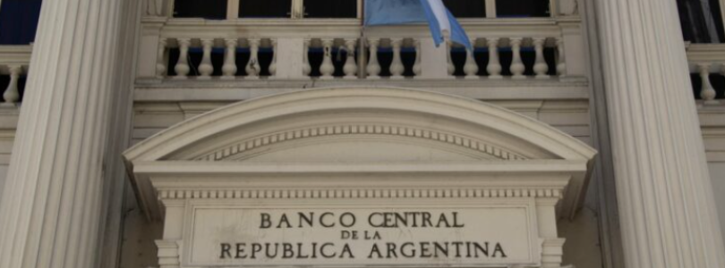 El Banco Central vuelve a subir los encajes y llega a niveles récord