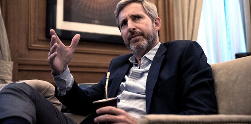Rogelio Frigerio selló un frente amplio con el PRO, la UCR y La Libertad Avanza: “No íbamos a volver al pasado «