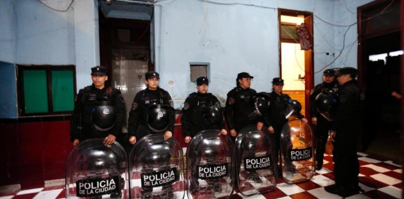 La Ciudad desalojó una propiedad en Almagro y se la devolvió a su dueño tras 9 años de usurpación